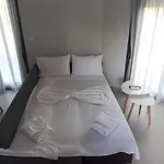 Mele * نيكيتي