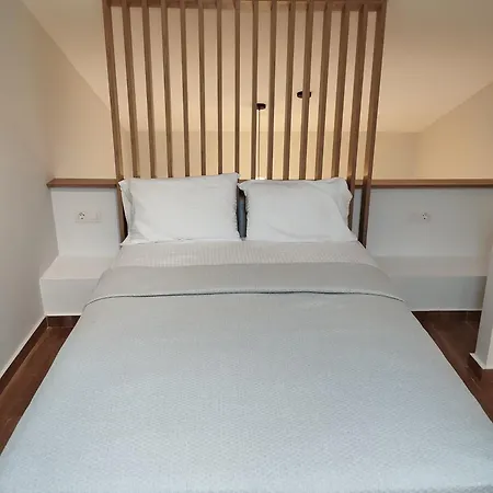 Apartment Mele *