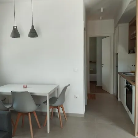 Apartment Mele *