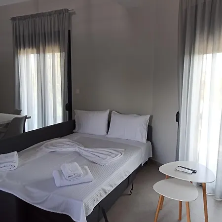 Mele Apartment