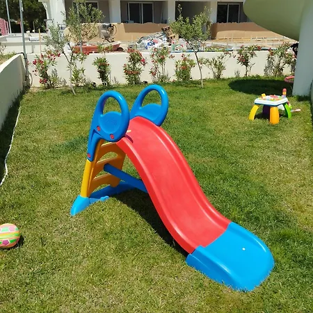 Mele Apartment
