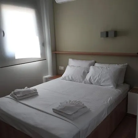 Mele Nikiti (Sithonia)