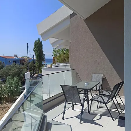 Mele Διαμέρισμα Νικήτη